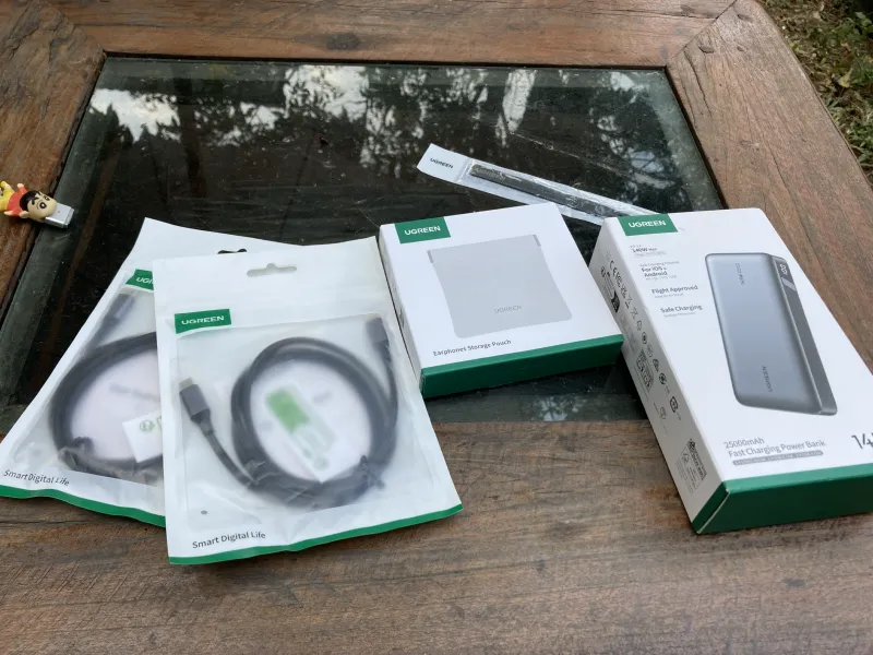 ugreen_powerbank_25000mah_145w_box.